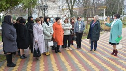 Волоконовские работники образования посетили Красненский район