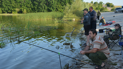 «Праздник карася» и соревнования по рыбной ловле прошли в Красненском районе
