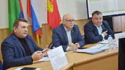 Администрация Красненского района провела заседание коллегии по программе сохранения почвы