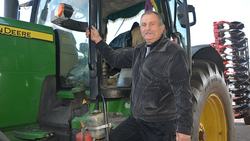 Механизатор из Красненского района заслужил благодарность Министерства сельского хозяйства