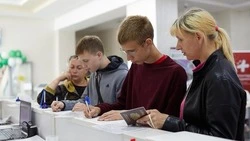 Вячеслав Гладков: студенты из Белгородской области заключили 216 соцконтрактов в 2025 году