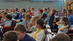 Вячеслав Гладков рассказал о работе школьных лагерей на осенних каникулах