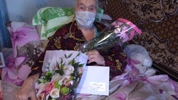 Алексеевская труженица тыла отметила 95 лет со дня рождения