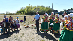 Творческий коллектив алексеевского автоклуба побывал в хуторе Неменущий