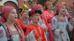 Творческие коллективы отпраздновали в Красненском районе областной фестиваль фольклора