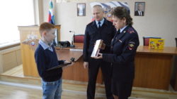 Алексеевский школьник победил в конкурсе на лучший рисунок о полиции
