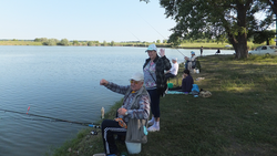 Пенсионеры Алексеевского округа провели соревнования по рыбной ловле