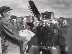 Чёрно-белые истории. Как красненцы хранят историю района