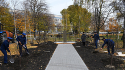 Сотрудники Алексеевской прокуратуры разбили аллею у будущего памятника Павлу Ягужинскому
