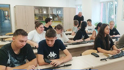Вторая смена юных алексеевцев начала занятия в Центре развития военно-спортивной подготовки