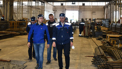 Руководитель администрации Алексеевского горокруга посетил завод котельного оборудования 