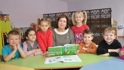 Алексеевский педагог получила звание заслуженного воспитателя Белгородской области