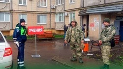 Учения по эвакуации людей из лифтов многоэтажек прошли в Алексеевке