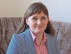 Директор Кругловского модельного Дома культуры Красненского района посвятила профессии 15 лет