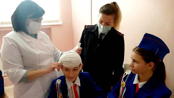Алексеевские медики показали школьникам способы оказания доврачебной помощи при ДТП