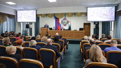 Вячеслав Гладков провёл совещание с главными врачами муниципалитетов Белгородской области