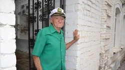 «Нам ли, Яша, жить в печали?». Как алексеевский пенсионер не теряет бодрости духа в свои 85 лет  