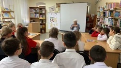 Алексеевская поэтесса встретилась с читателями библиотеки №3