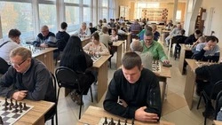 Алексеевские спортсмены провели турнир по быстрым шахматам 