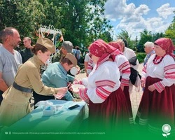 Межрайонный праздник «Молочные реки — песенные берега» прошел в Алексеевском округе