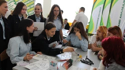 Погрузились в профессию. Как алексеевцы отметили День среднего профобразования