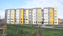 Алексеевские семьи молодых специалистов заселились в новую многоэтажку