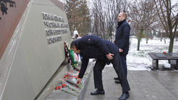 Глава администрации поздравил алексеевцев-участников боевых действий в День героев Отечества