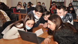 Алексеевцы приняли участие в региональной олимпиаде по финансовой грамотности