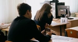 Белгородские школьники написали ЕГЭ по трём предметам
