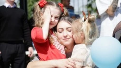 Вячеслав Гладков поблагодарил коллектив Центра паллиативной помощи «Изумрудный город» за работу