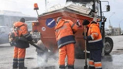 Вячеслав Гладков: организовываем досрочный ямочный ремонт дорог