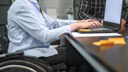 Белгородские компании смогут получить субсидии за трудоустройство людей с инвалидностью