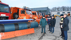 Администрация Алексеевского горокруга провела контрольный осмотр снегоуборочной техники