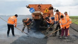 Красненские дорожные службы восстановят асфальтовое покрытие автотрасс к 1 мая