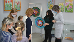 Алексеевские мастера Дома ремёсел подготовили и открыли выставку «Цветочные мотивы»