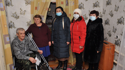 Жуковские волонтёры Алексеевского горокруга навестили местных инвалидов