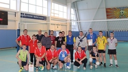 Красненские сельские команды разыграли кубок района по волейболу
