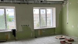Строители продолжили капитальный ремонт Алексеевской ЦРБ